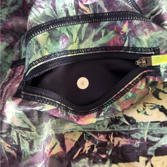 Lululemon Run Top Speed Crop Iridescent Multi W6E99S Women's Size 6 - Picture 9 of 12